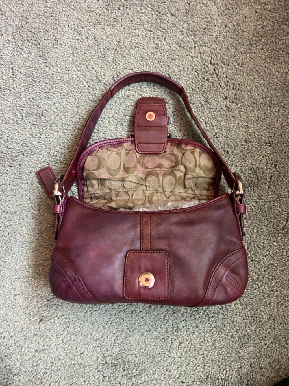 Vintage Coach Y2K Mini Soho Buckle Flap Shoulder Bag- 9247, Burgundy/Wine - Picture 3 of 15